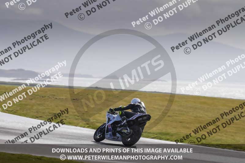 anglesey no limits trackday;anglesey photographs;anglesey trackday photographs;enduro digital images;event digital images;eventdigitalimages;no limits trackdays;peter wileman photography;racing digital images;trac mon;trackday digital images;trackday photos;ty croes
